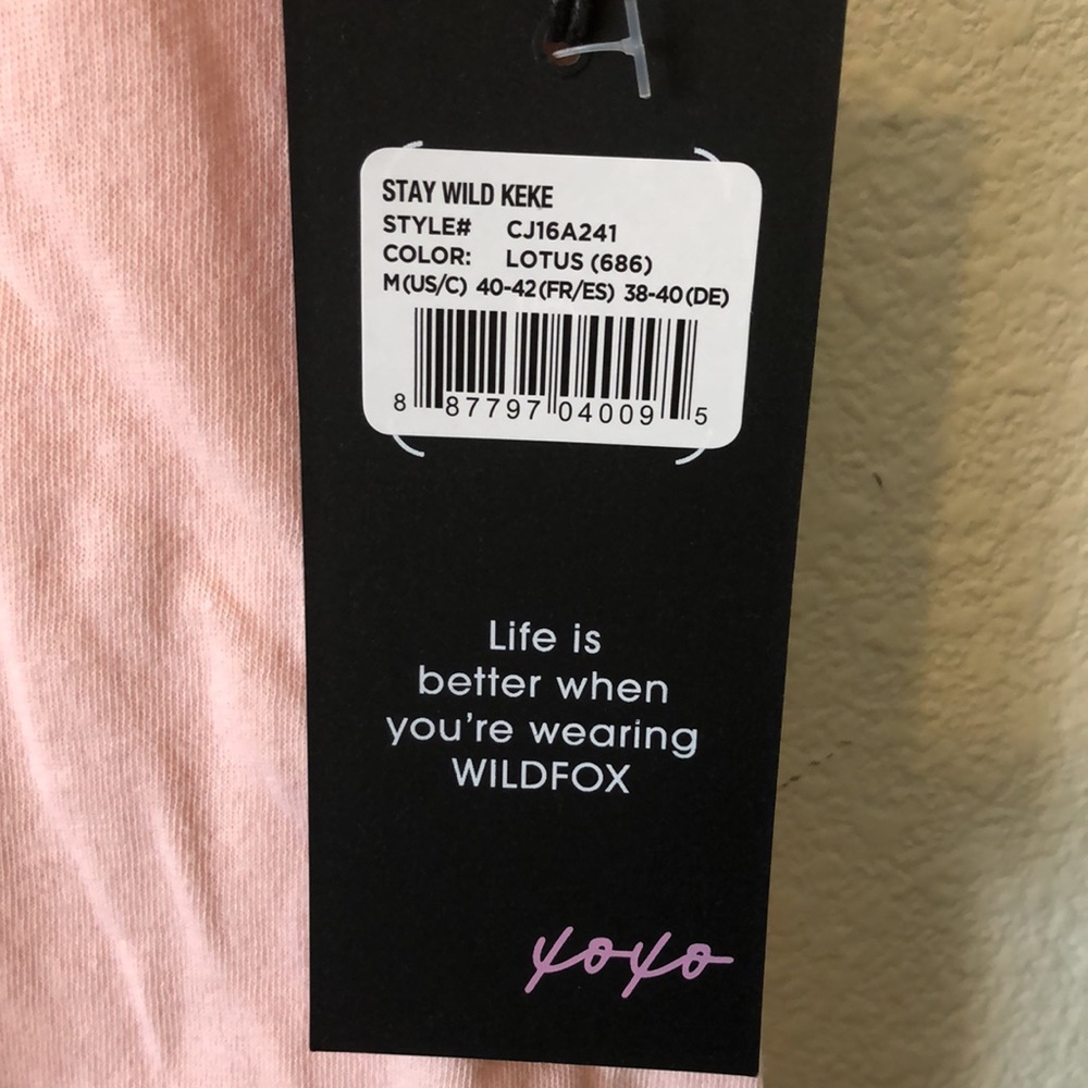 WildFox Stay Wild Distressed Tee  size Medium - Picture 6 of 12